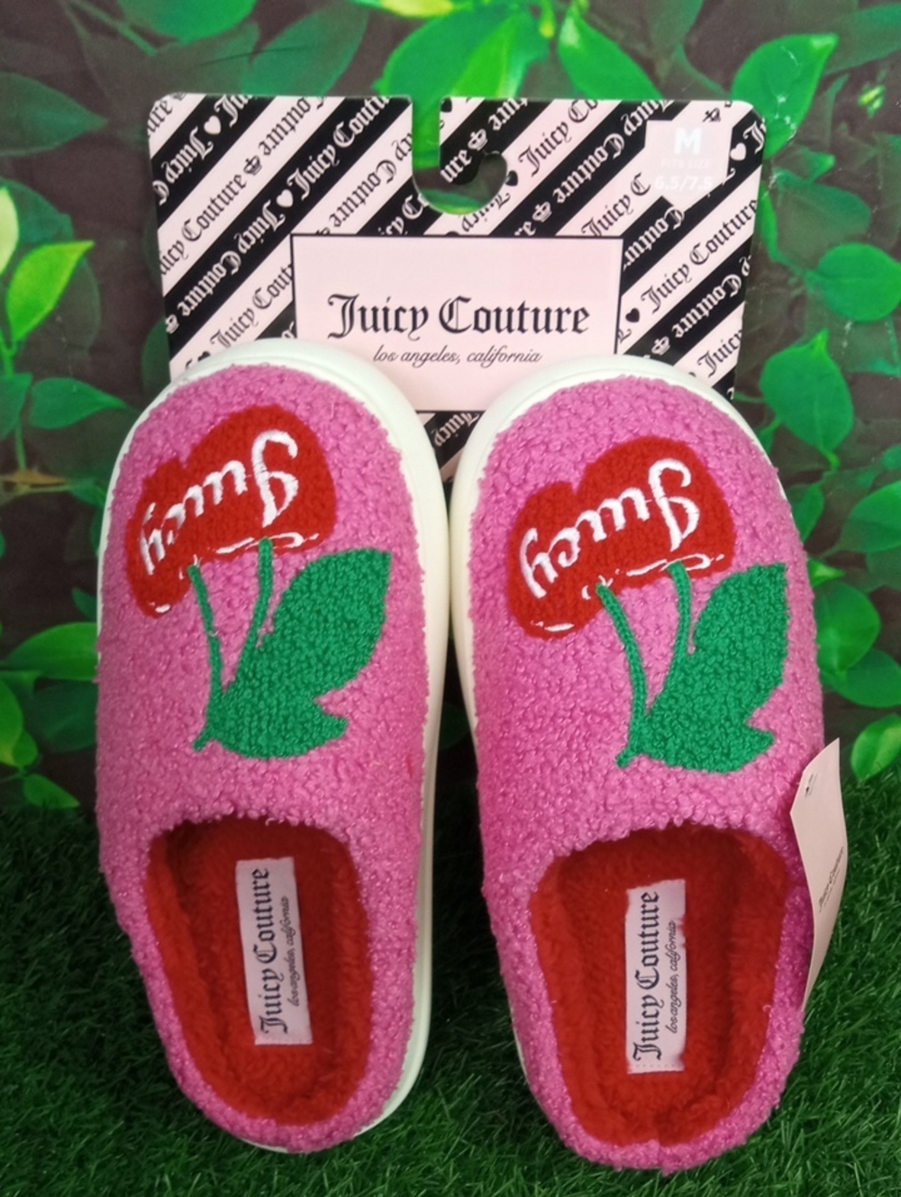 👠 Juicy Couture Juicy Chills Cherry Slippers